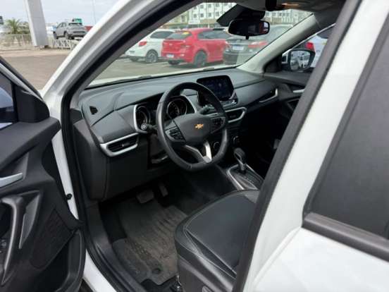 CHEVROLET-TRACKER-2024