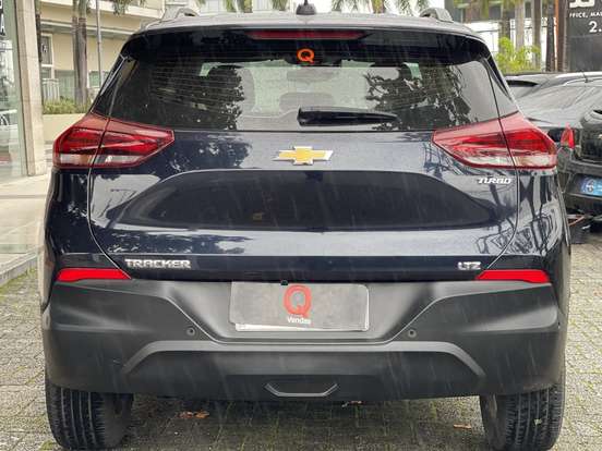 CHEVROLET-TRACKER-2023