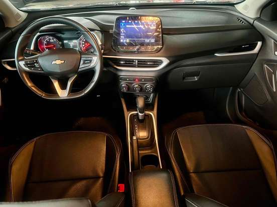 CHEVROLET-TRACKER-2023