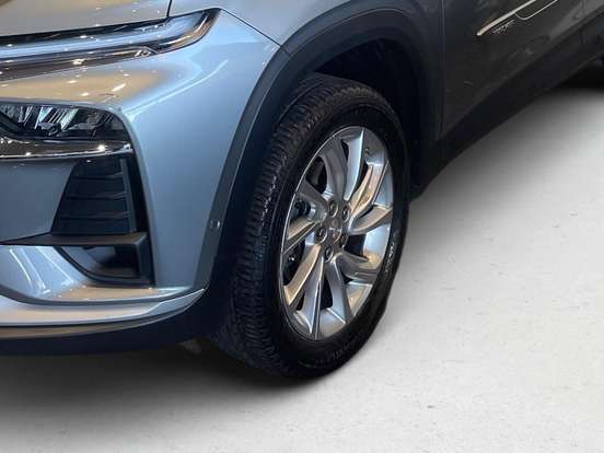 CHEVROLET-TRACKER-2025