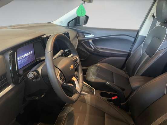 CHEVROLET-TRACKER-2025