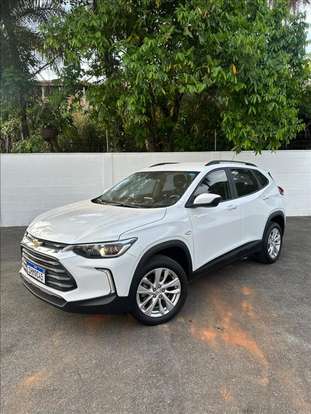 CHEVROLET-TRACKER-2023