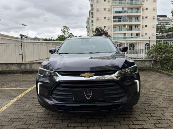 CHEVROLET-TRACKER-2023