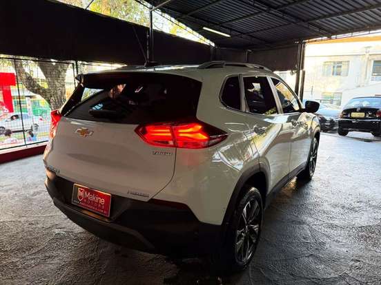CHEVROLET-TRACKER-2022