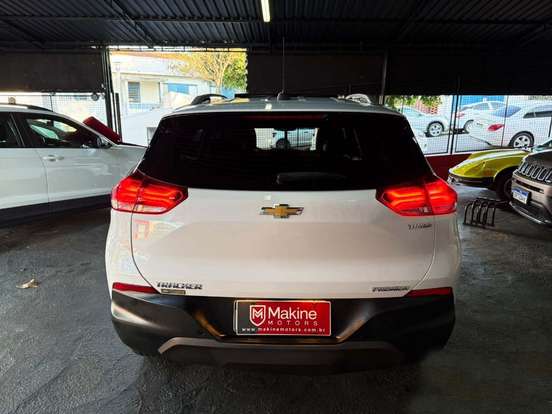 CHEVROLET-TRACKER-2022