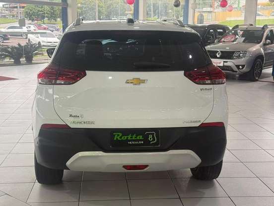 CHEVROLET-TRACKER-2020