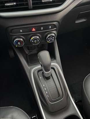 CHEVROLET-TRACKER-2020