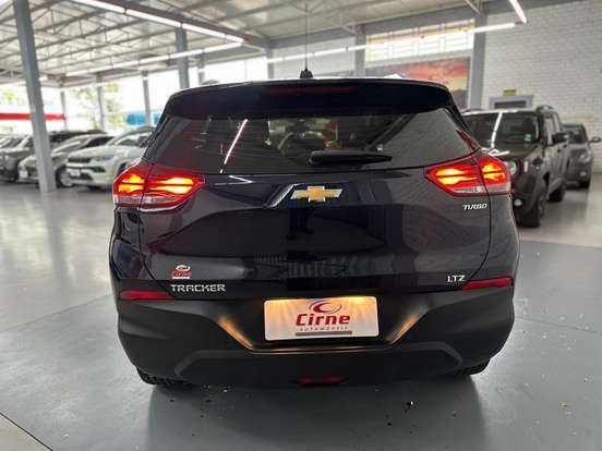 CHEVROLET-TRACKER-2020