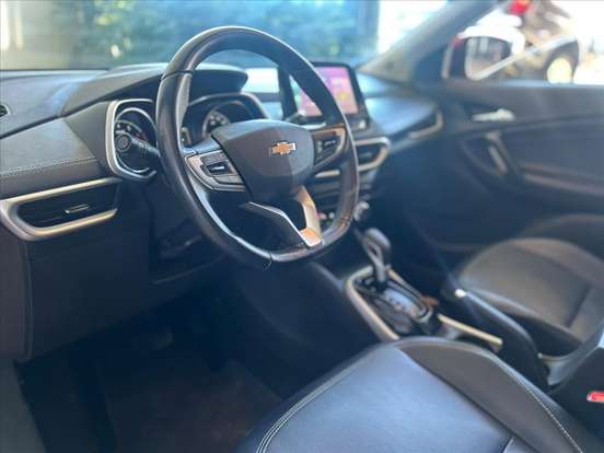 CHEVROLET-TRACKER-2023