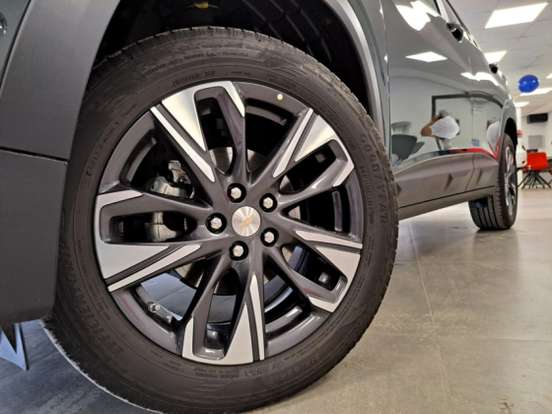 CHEVROLET-TRACKER-2025
