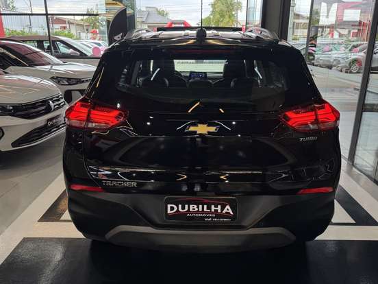 CHEVROLET-TRACKER-2023