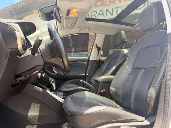 CHEVROLET-TRACKER-2023
