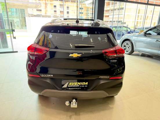 CHEVROLET-TRACKER-2023