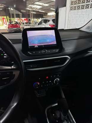 CHEVROLET-TRACKER-2023