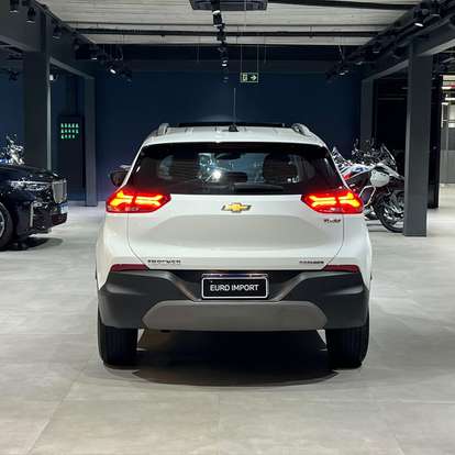 CHEVROLET-TRACKER-2023