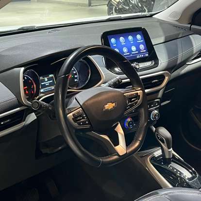 CHEVROLET-TRACKER-2023