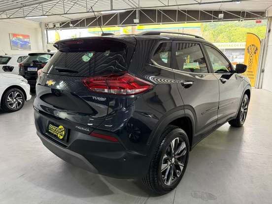 CHEVROLET-TRACKER-2024