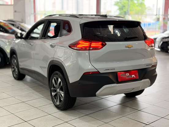 CHEVROLET-TRACKER-2021