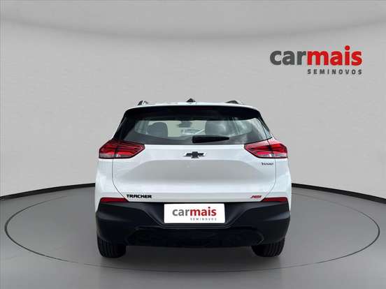 CHEVROLET-TRACKER-2023