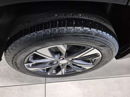 CHEVROLET-TRACKER-2023