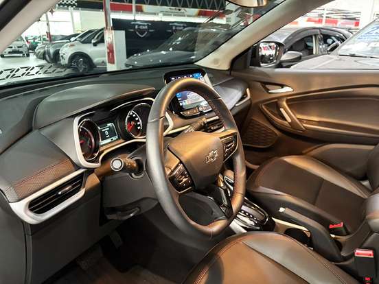 CHEVROLET-TRACKER-2024