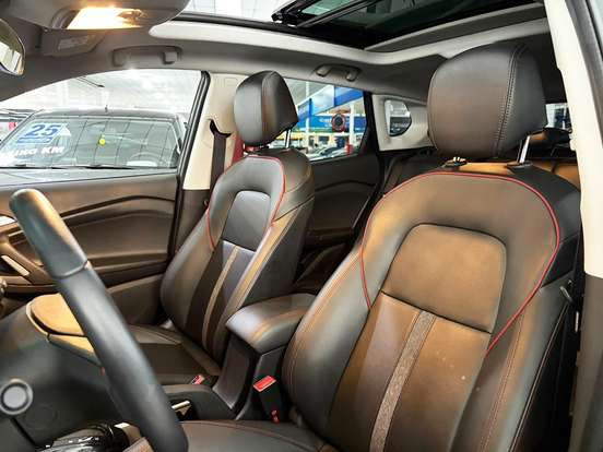 CHEVROLET-TRACKER-2024