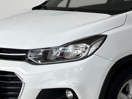 CHEVROLET-TRACKER-2018