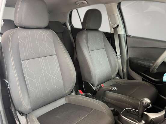 CHEVROLET-TRACKER-2018