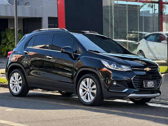 CHEVROLET-TRACKER-2017