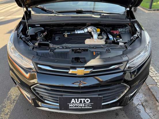 CHEVROLET-TRACKER-2017