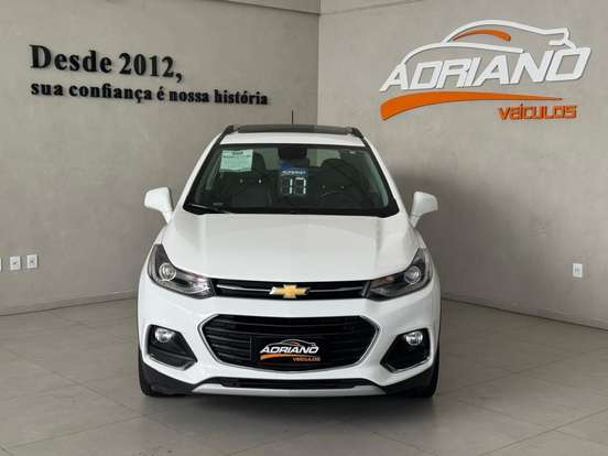 CHEVROLET-TRACKER-2017