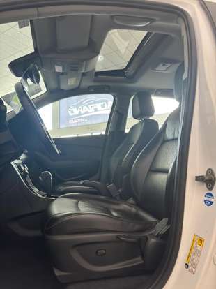 CHEVROLET-TRACKER-2017