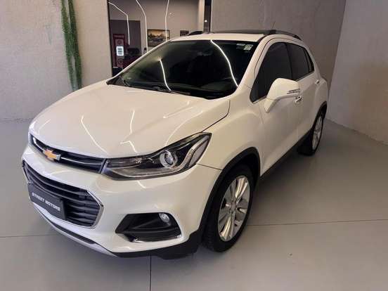 CHEVROLET-TRACKER-2018