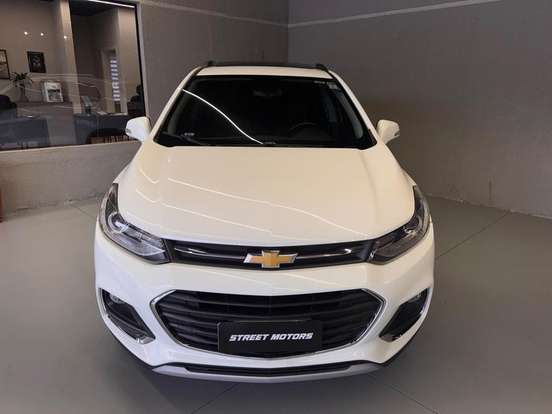CHEVROLET-TRACKER-2018