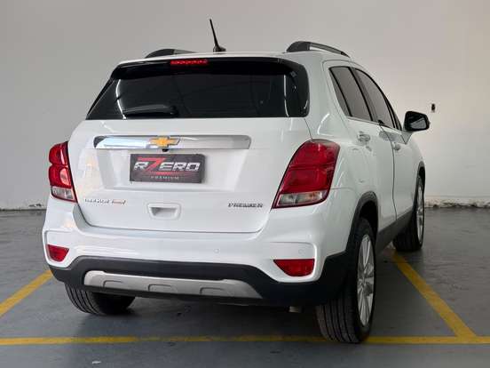 CHEVROLET-TRACKER-2018