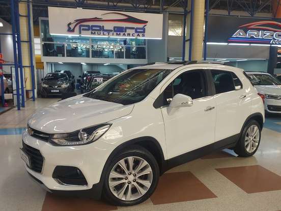CHEVROLET-TRACKER-2017