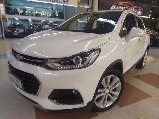 CHEVROLET-TRACKER-2017