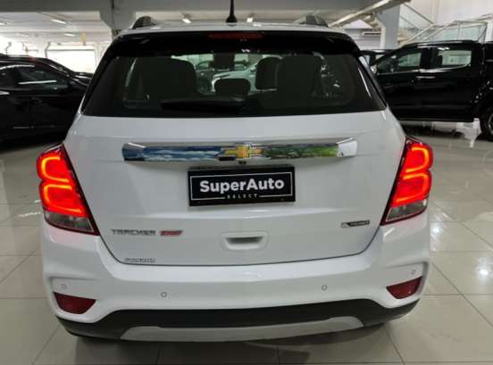 CHEVROLET-TRACKER-2018