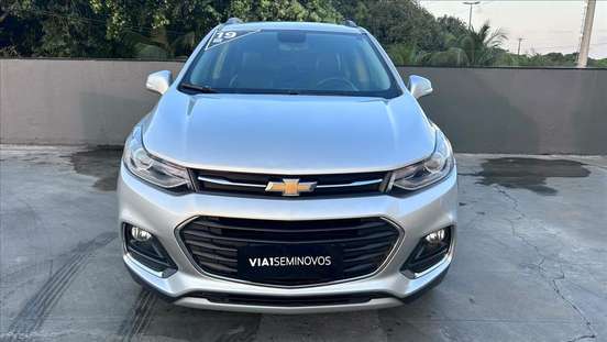 CHEVROLET-TRACKER-2019