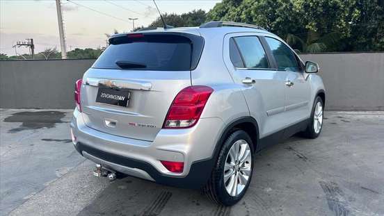 CHEVROLET-TRACKER-2019