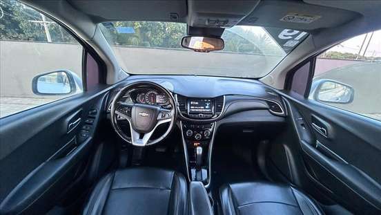CHEVROLET-TRACKER-2019