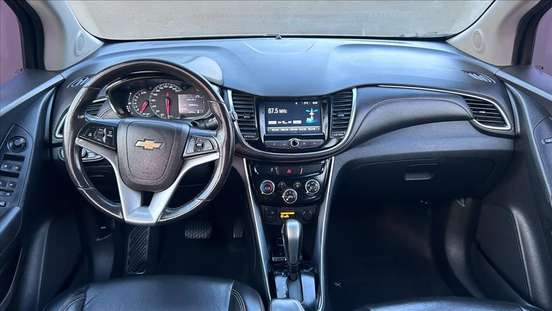 CHEVROLET-TRACKER-2019