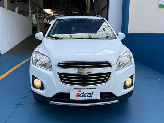 CHEVROLET-TRACKER-2016