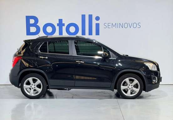 CHEVROLET-TRACKER-2015