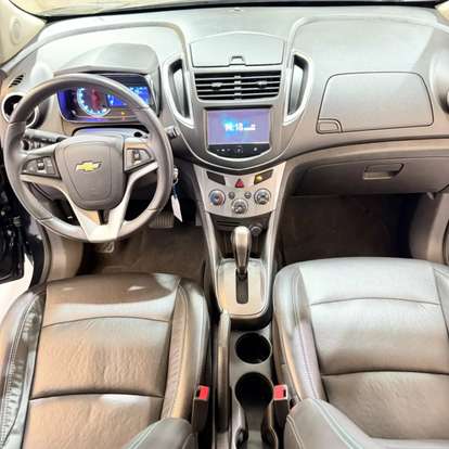 CHEVROLET-TRACKER-2015