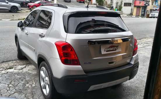 CHEVROLET-TRACKER-2015