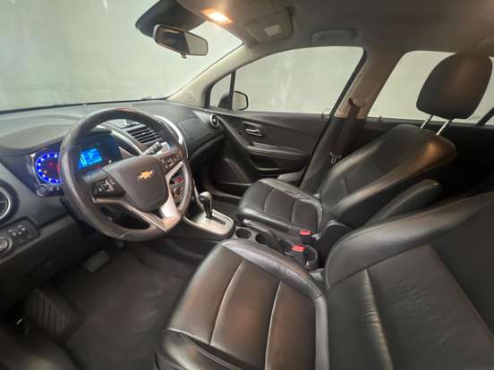CHEVROLET-TRACKER-2014