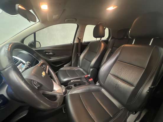 CHEVROLET-TRACKER-2014