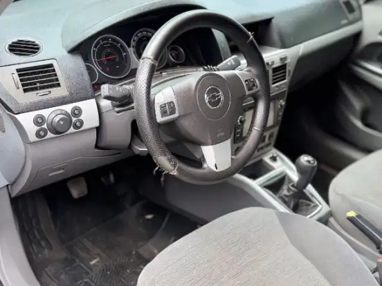CHEVROLET-VECTRA-2.0 MPFI ELEGANCE 8V FLEX 4P MANUAL CHEVROLET-VECTRA-2010