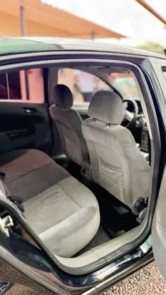 CHEVROLET-VECTRA-2010
